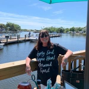 Meet your Posher, Pam